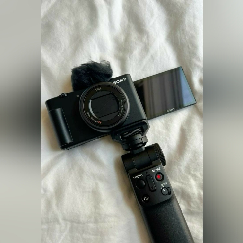 Sony Camera - Picture 3 of 3
